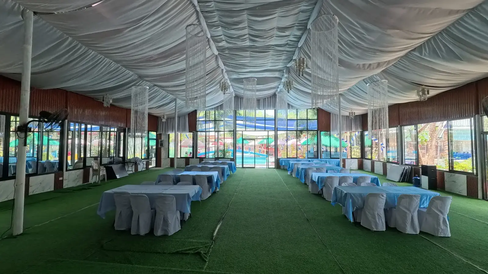 LAD FAMILY ATRIUM(4pm-9pm) - Image 1