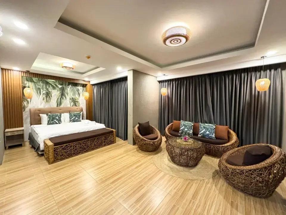 Suite Room - Image 1